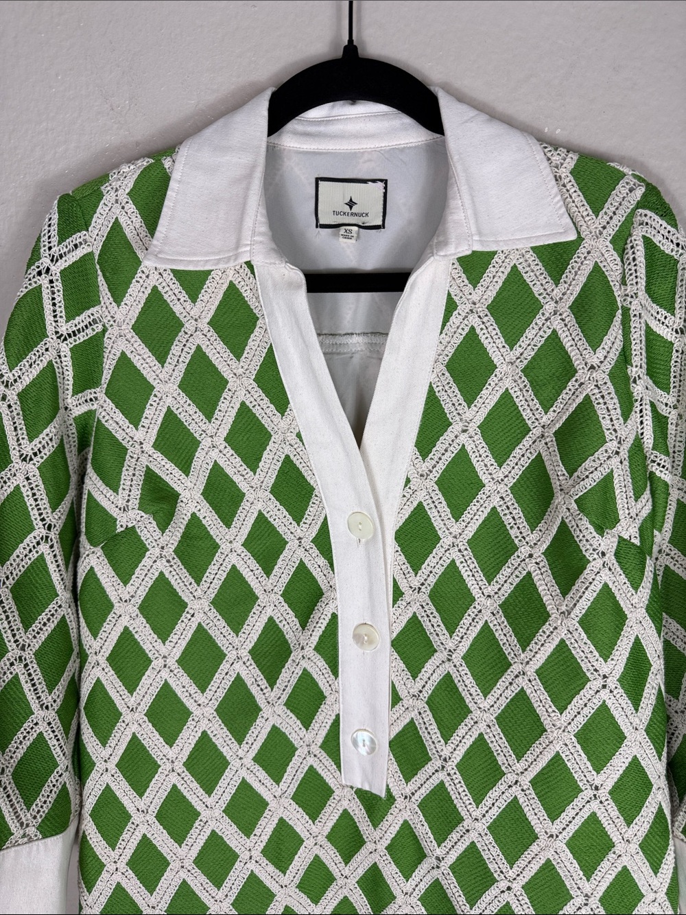 TUCKERNUCK Kelly Green Crochet Collier Dress - Picture 6 of 11